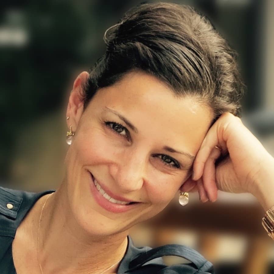 Dr. Anne Karl